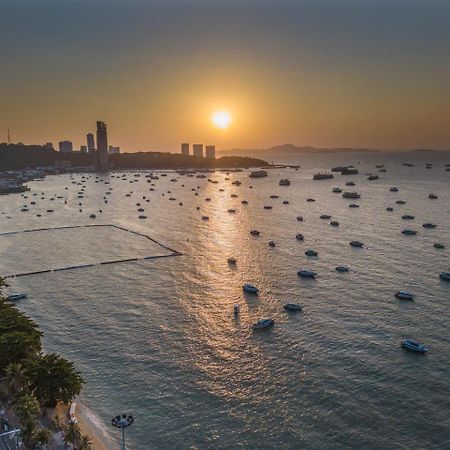 Eastiny Residence Hotel Pattaya Luaran gambar