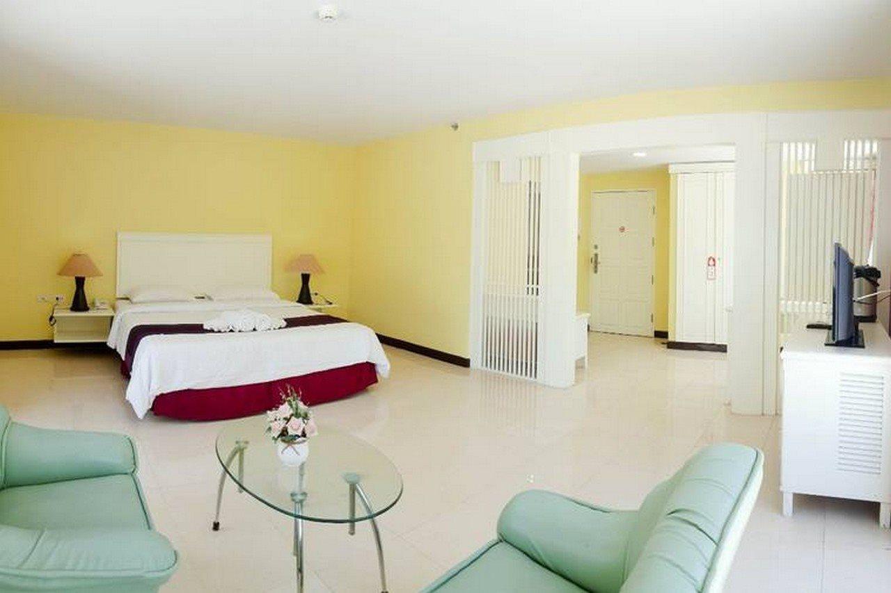 Eastiny Residence Hotel Pattaya Luaran gambar